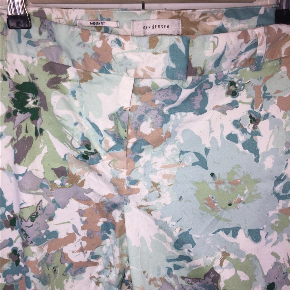 Van Heusen 3-$30🌈 - Picture 2 of 4
